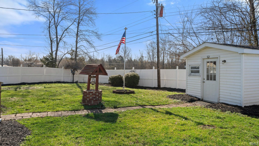 Listing Image 10