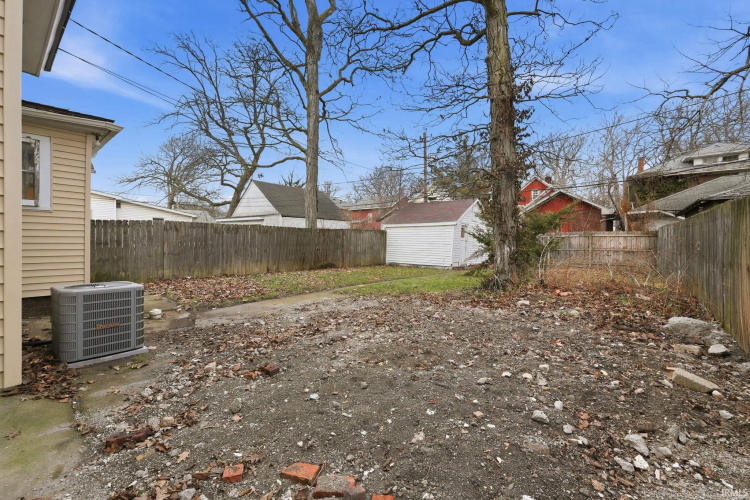 Listing Image 25