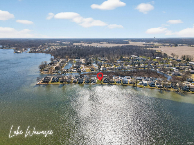 Listing Image 4
