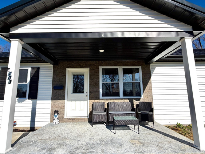 Listing Image 7