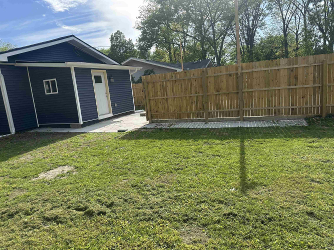 Listing Image 16