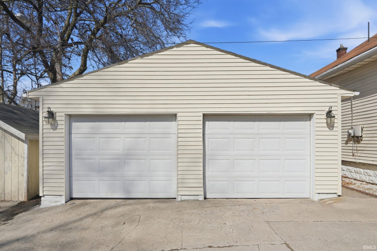 Listing Image 20