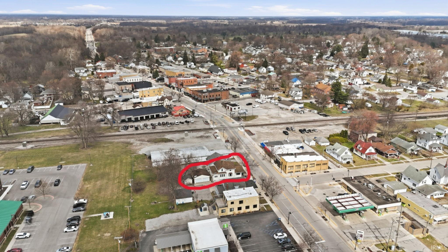 Listing Image 3