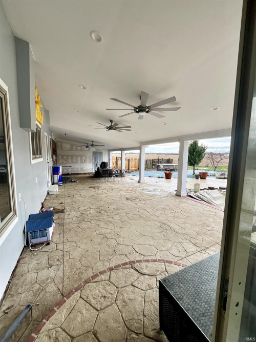 Listing Image 28