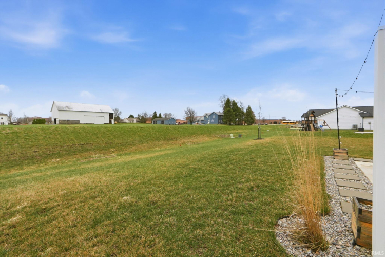 Listing Image 33
