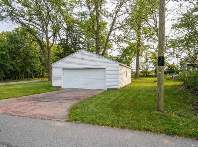 Listing Image 22