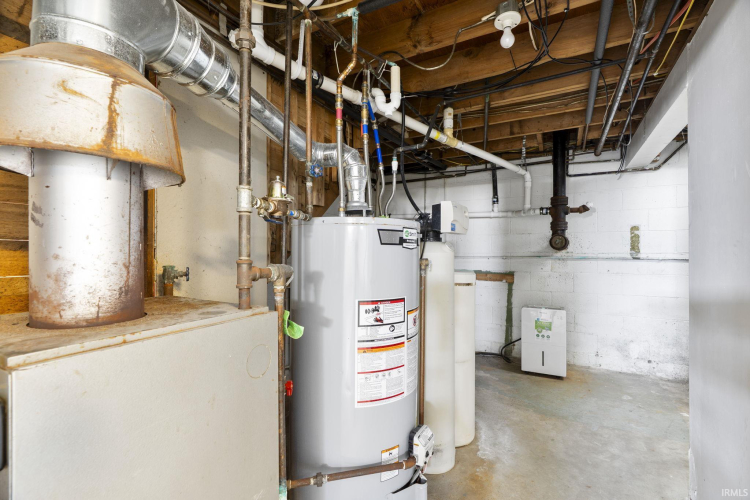 Listing Image 27