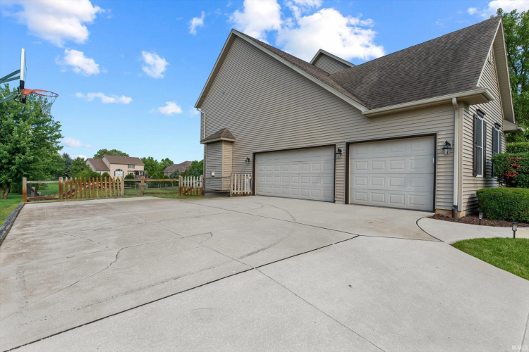 Listing Image 31