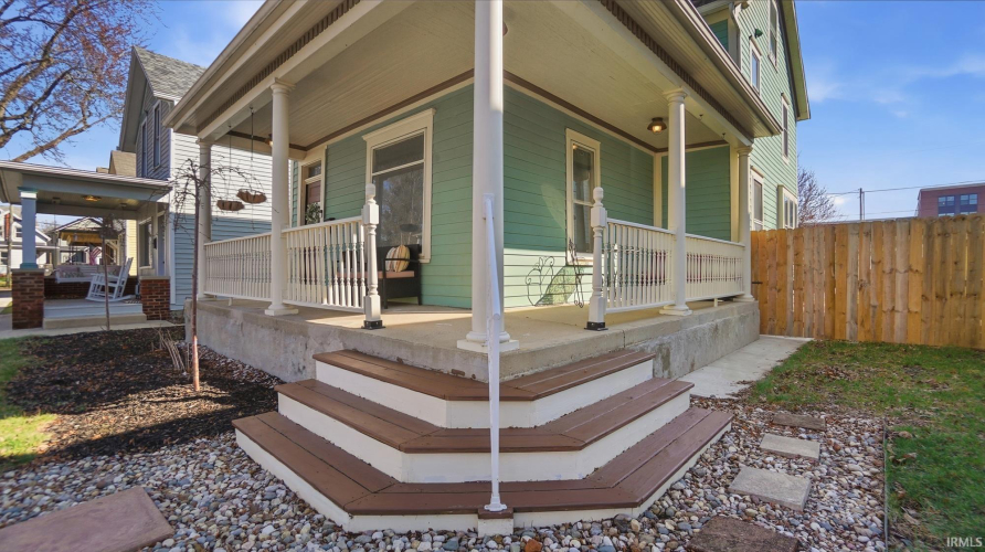 Listing Image 2