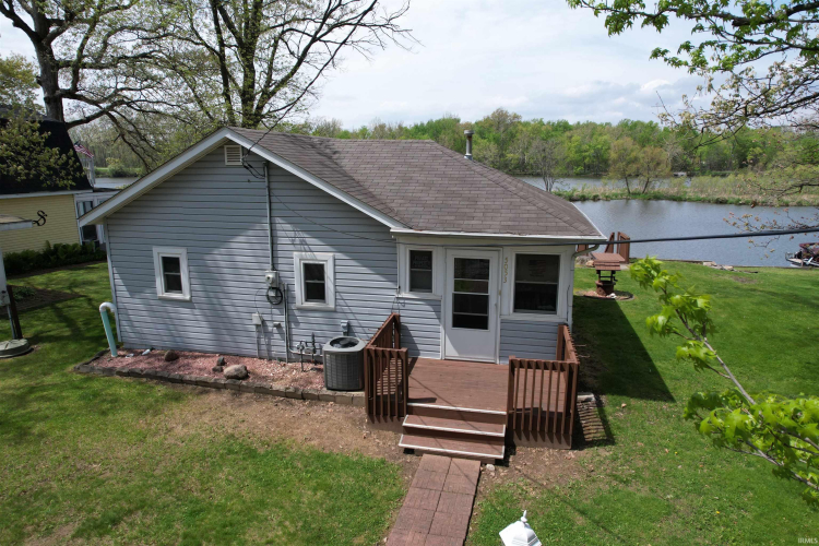 Listing Image 3