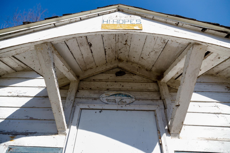 Listing Image 19