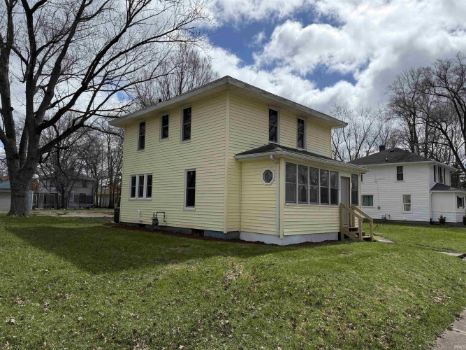 Listing Image 3