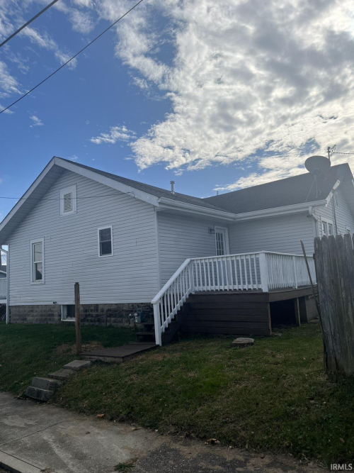 Listing Image 3