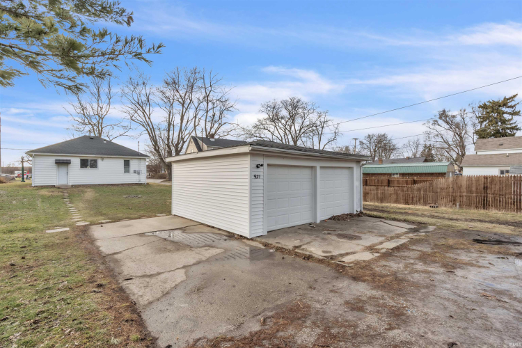 Listing Image 21