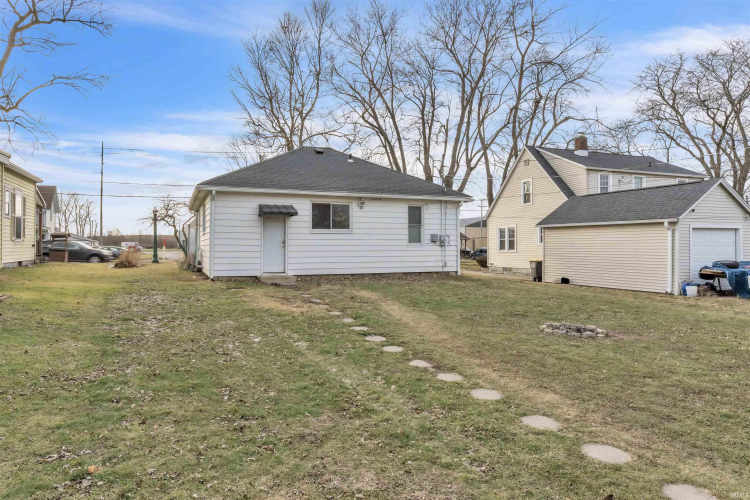 Listing Image 24