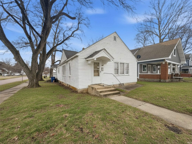 Listing Image 5