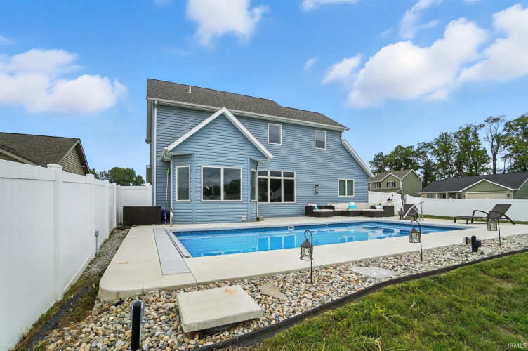 Listing Image 29