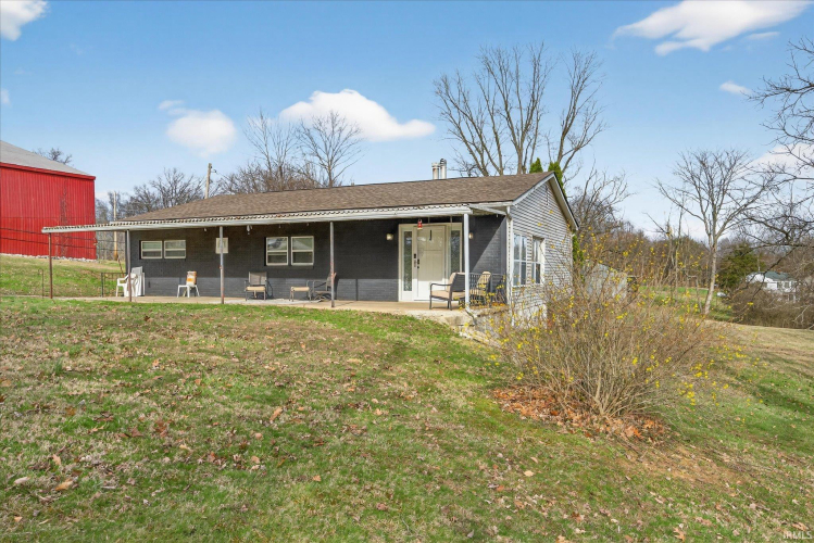 Listing Image 4