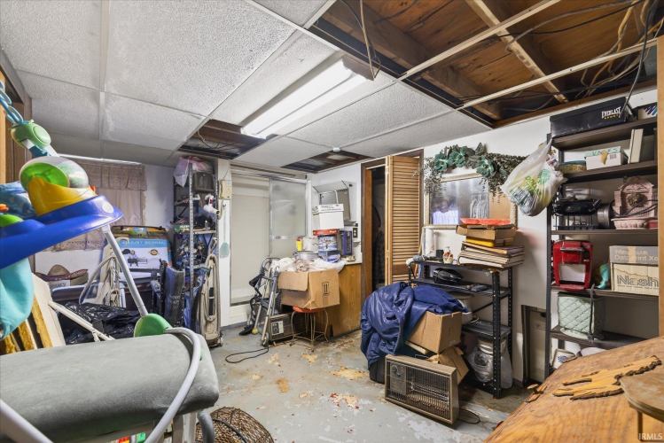 Listing Image 32