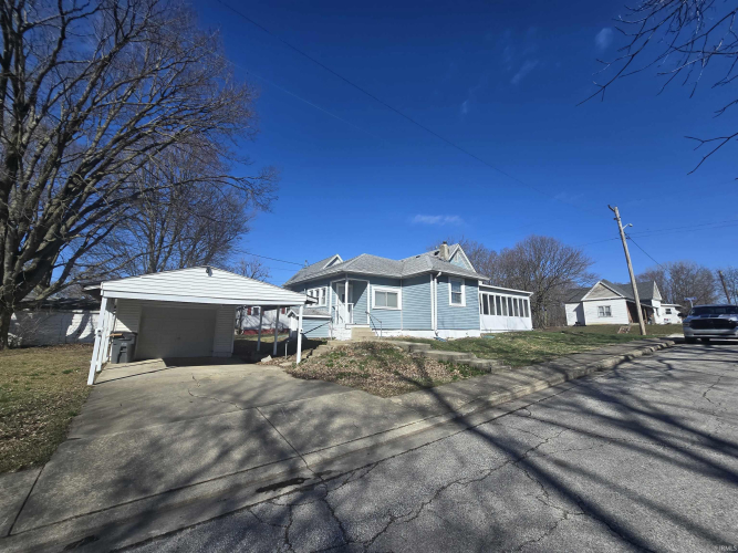 Listing Image 3