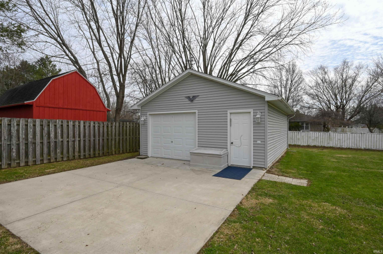 Listing Image 23