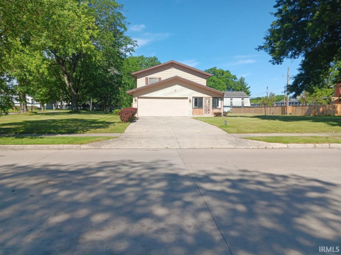 Listing Image 3