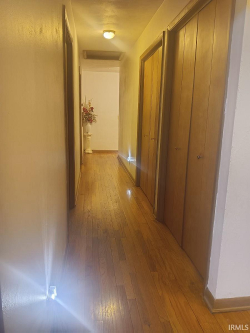 Listing Image 27