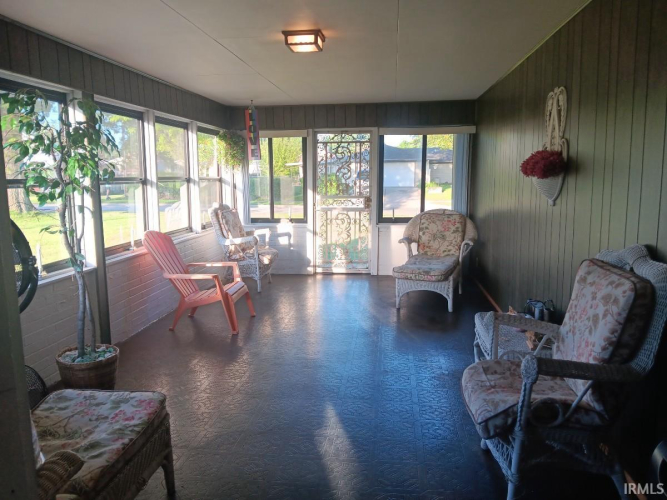 Listing Image 33