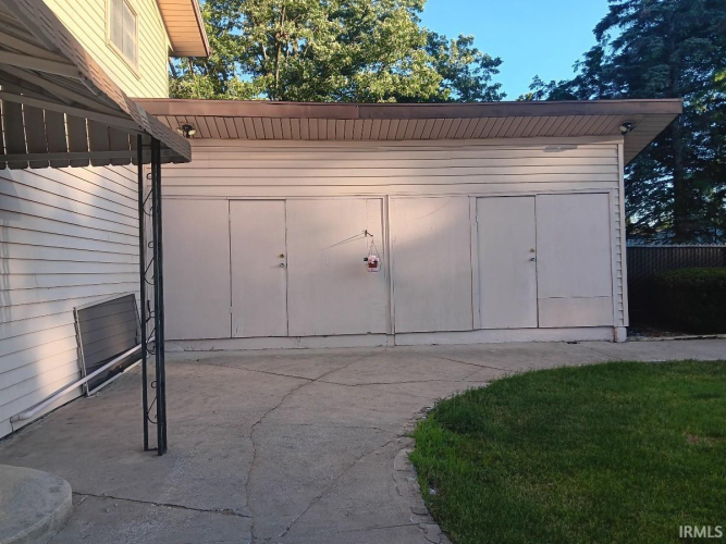 Listing Image 35