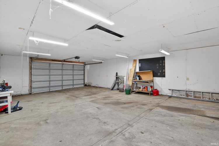 Listing Image 27