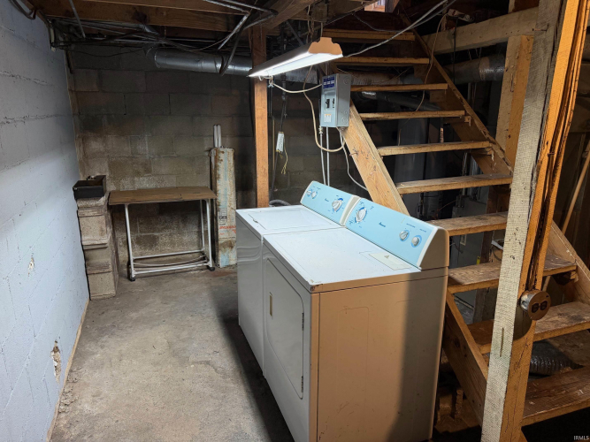 Listing Image 14