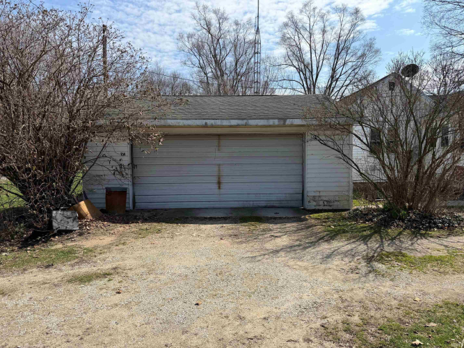 Listing Image 17