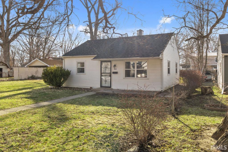 Listing Image 3