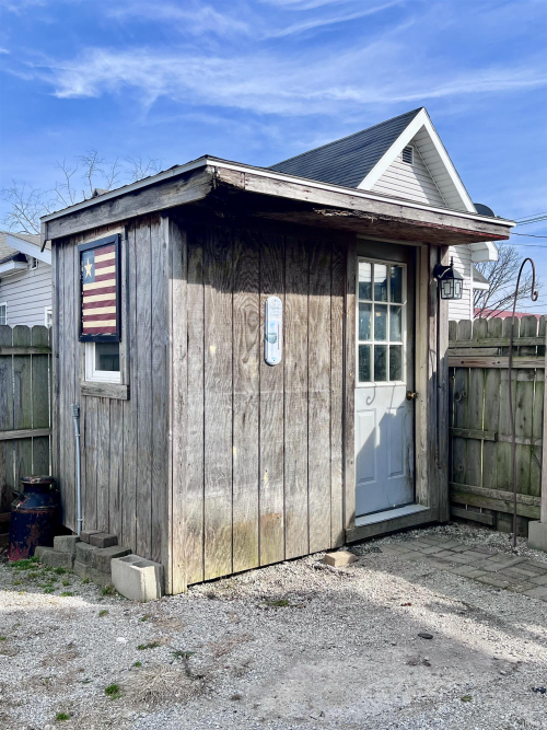 Listing Image 15