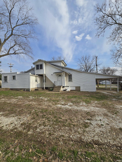 Listing Image 4