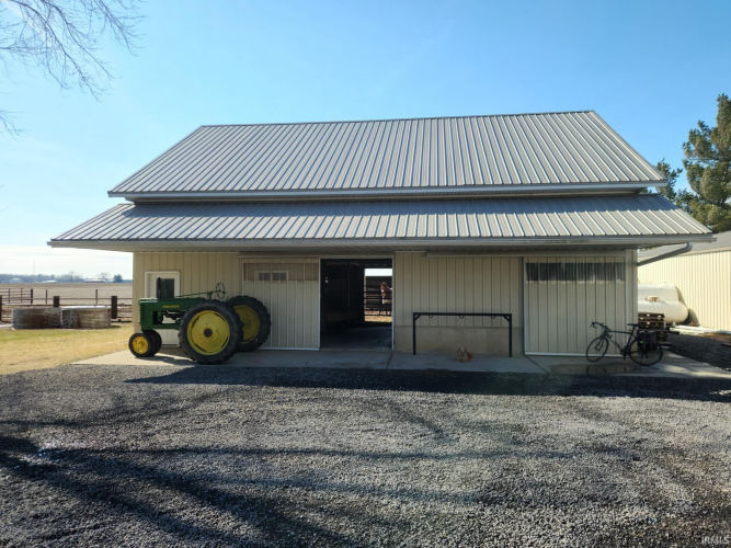 Listing Image 19
