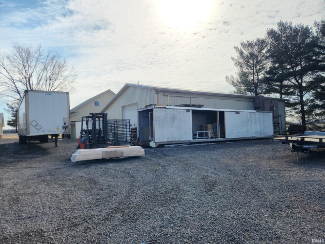 Listing Image 22