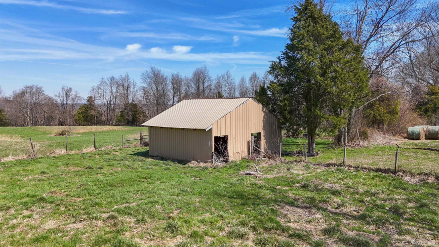 Listing Image 10