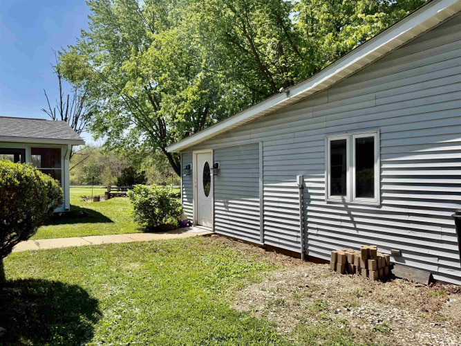 Listing Image 21