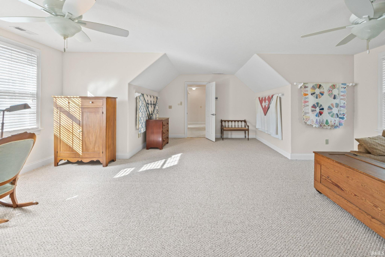 Listing Image 26