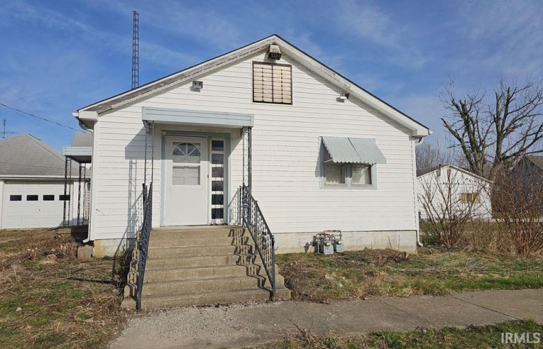 Listing Image 4