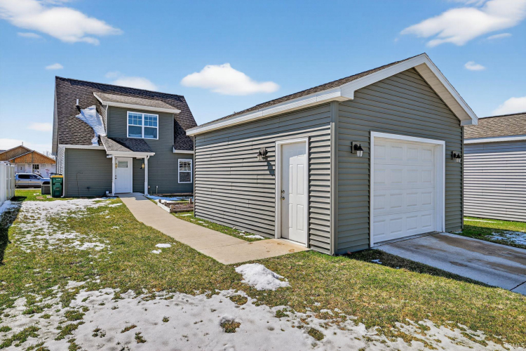 Listing Image 27