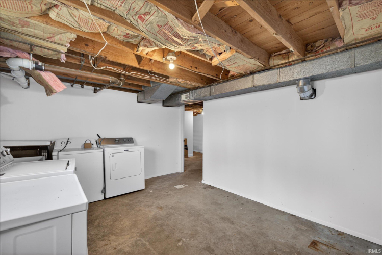 Listing Image 24
