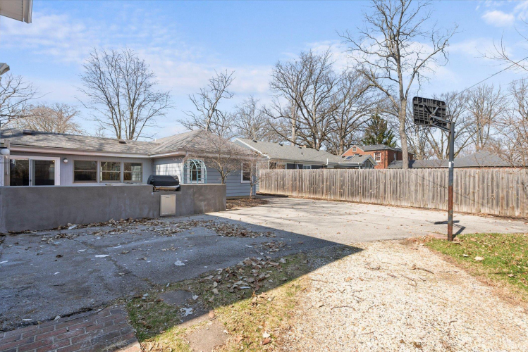 Listing Image 33