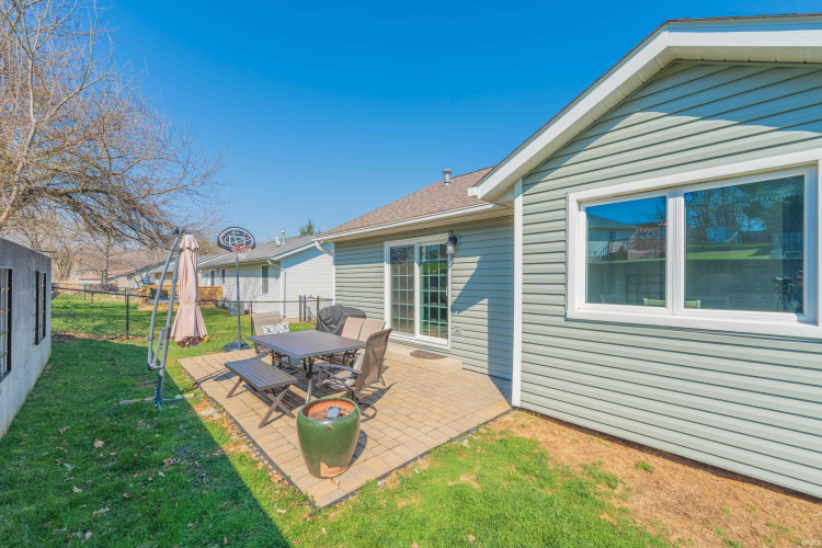 Listing Image 32