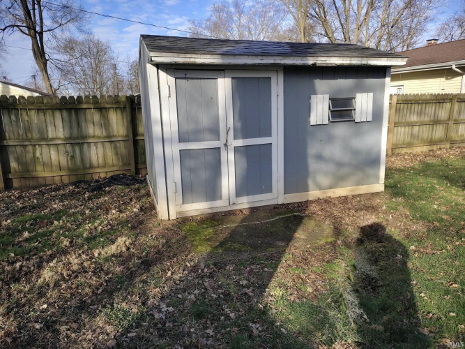 Listing Image 9