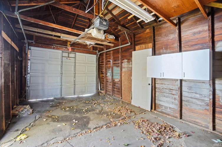Listing Image 33