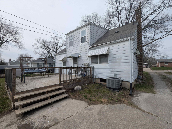 Listing Image 3