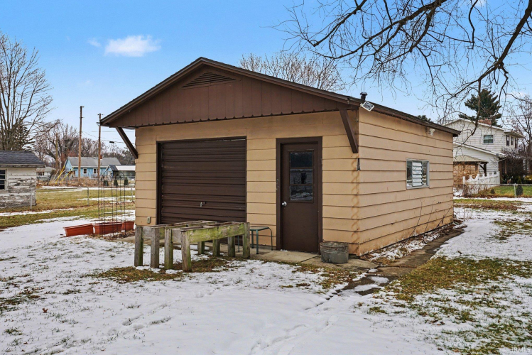 Listing Image 13