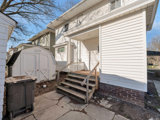 Listing Image 10